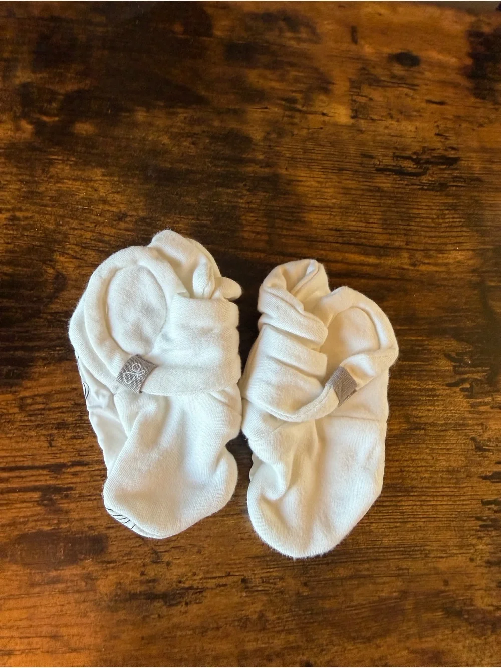 Goumi Kids Girl Booties. NWOT 3-6 month
